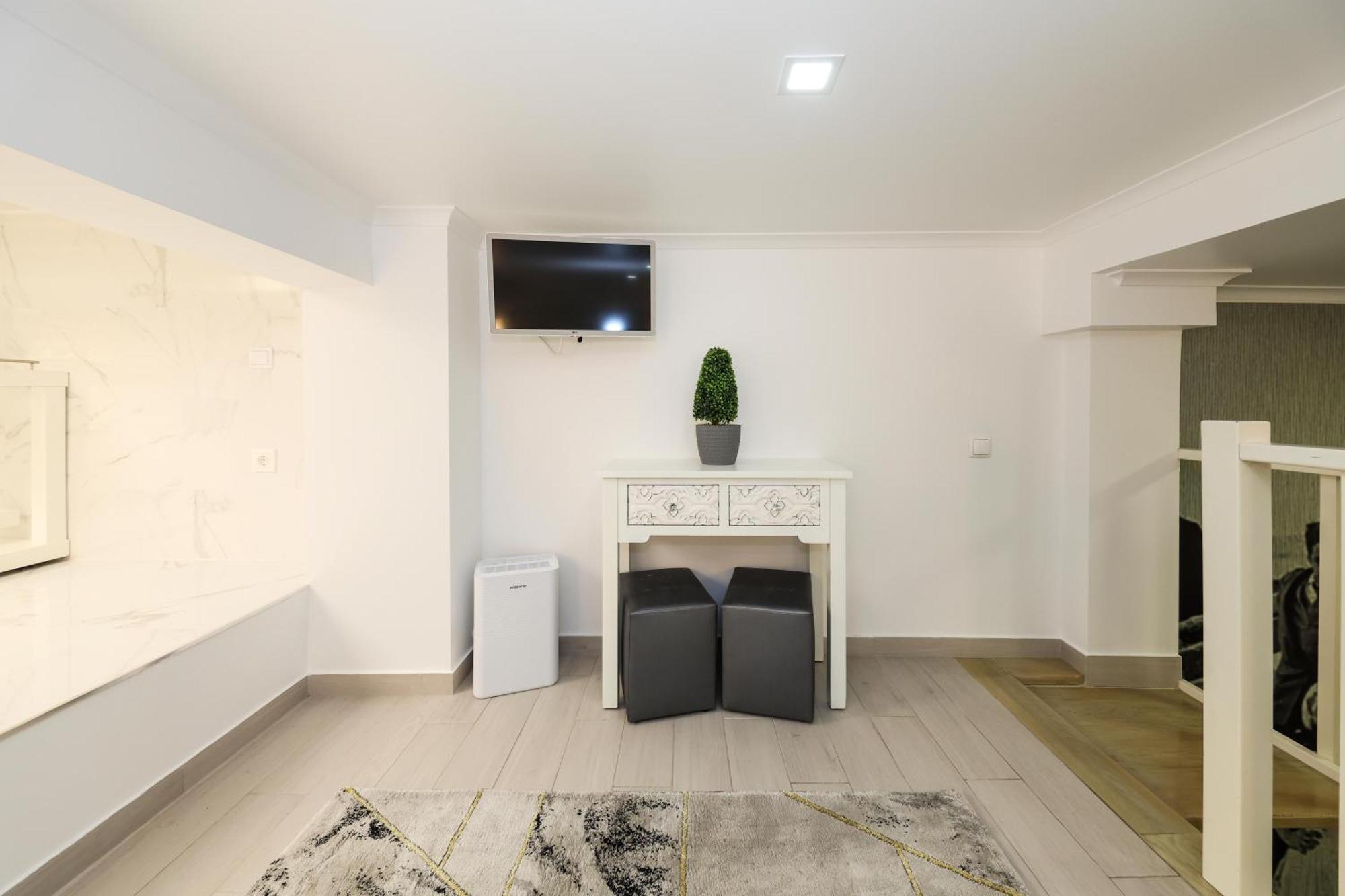 Dina House Apartment *